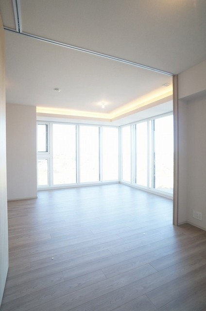 居室・リビング　＊前回募集時のお写真です＊