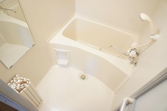 バス・シャワールーム　浴室