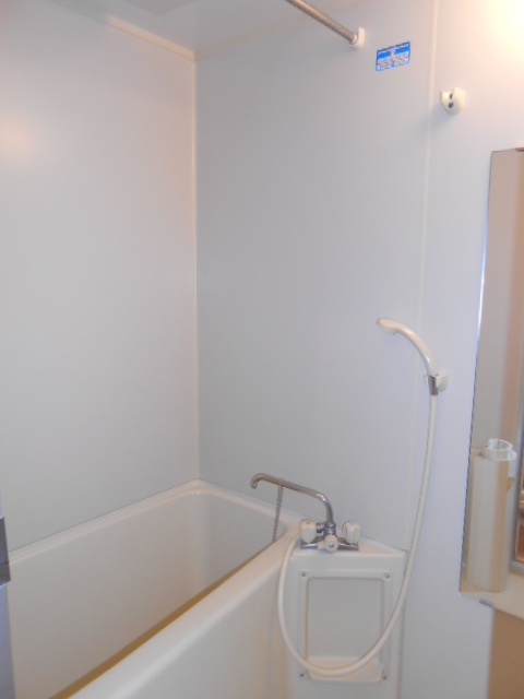 バス・シャワールーム　浴室乾燥機完備