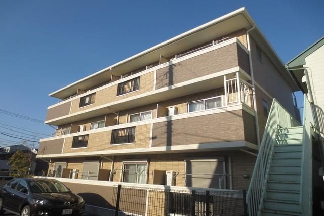 建物外観　オートロック付き物件