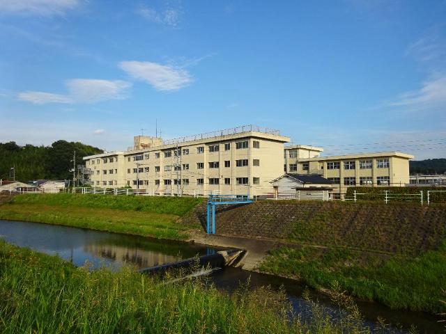 その他　岡山市立横井小学校（その他）まで558m