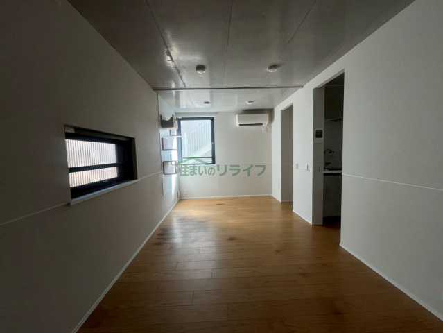 居室・リビング　※参考写真です。同じ間取りの別部屋になります。