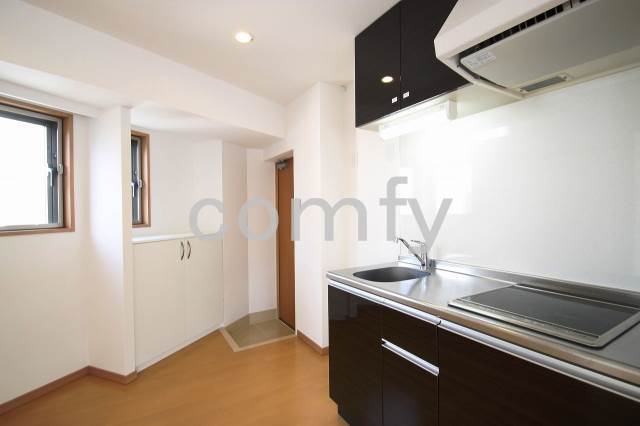 キッチン　システムキッチン