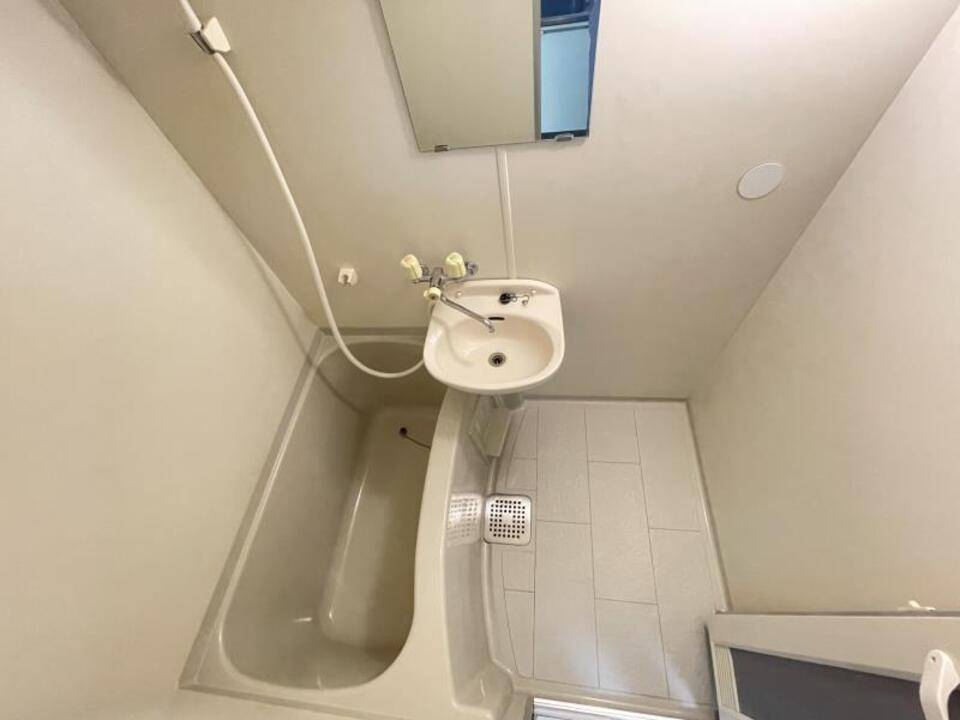 バス・シャワールーム　浴室