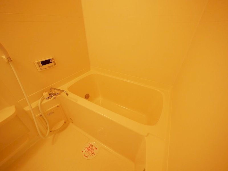 バス・シャワールーム　追焚き給湯・浴室換気乾燥機付き