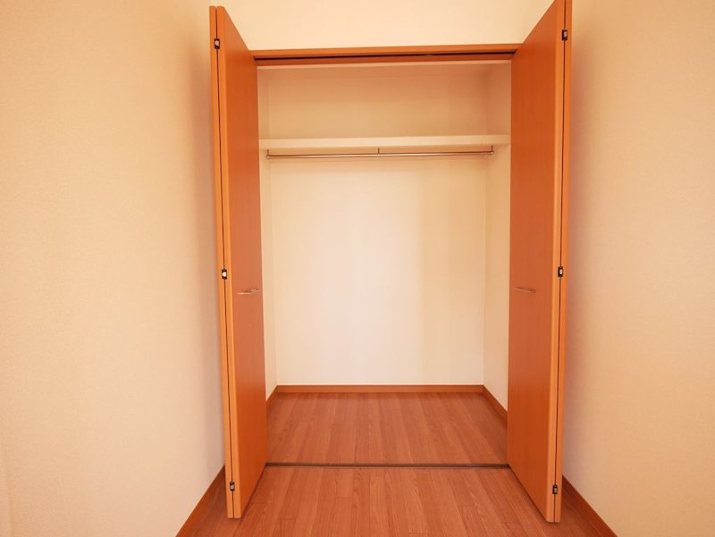 収納　クローゼット（洋室6帖）