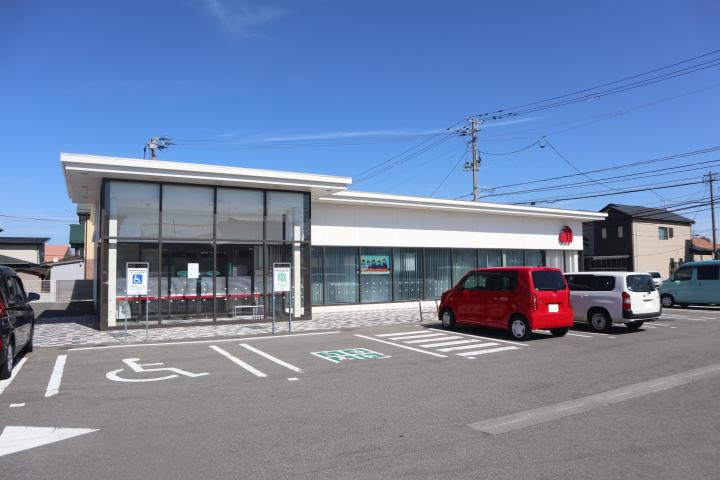 銀行　秋田銀行割山支店（銀行）まで1810m