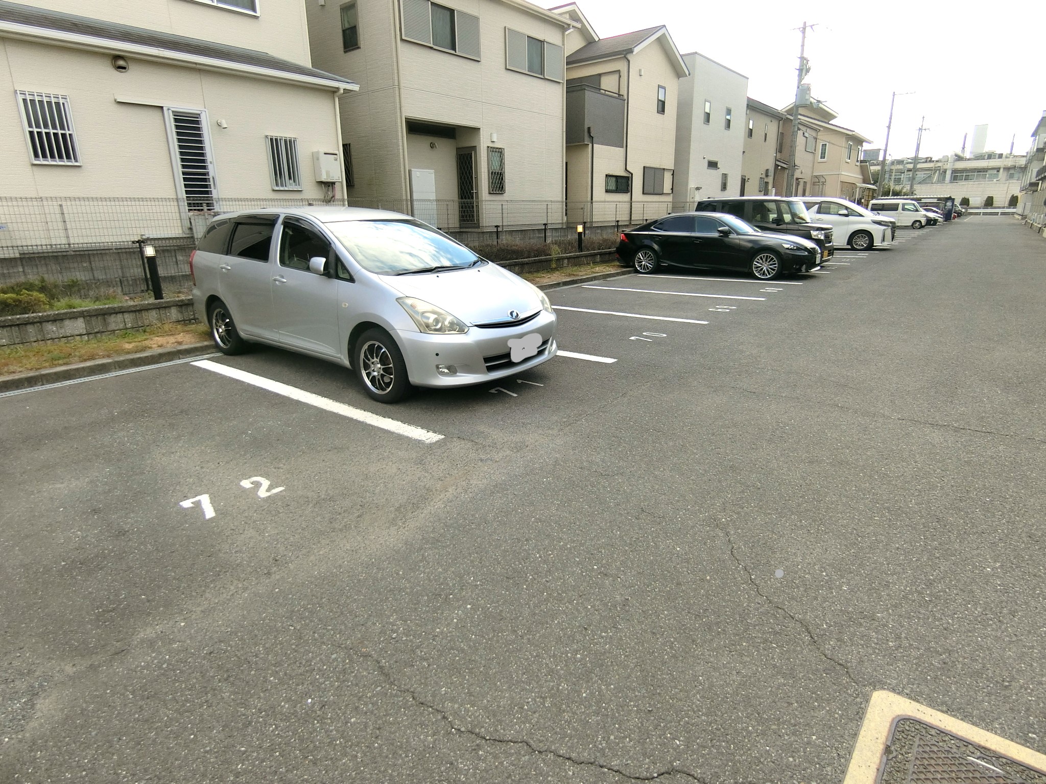 駐車場　敷地内駐車場を完備です☆