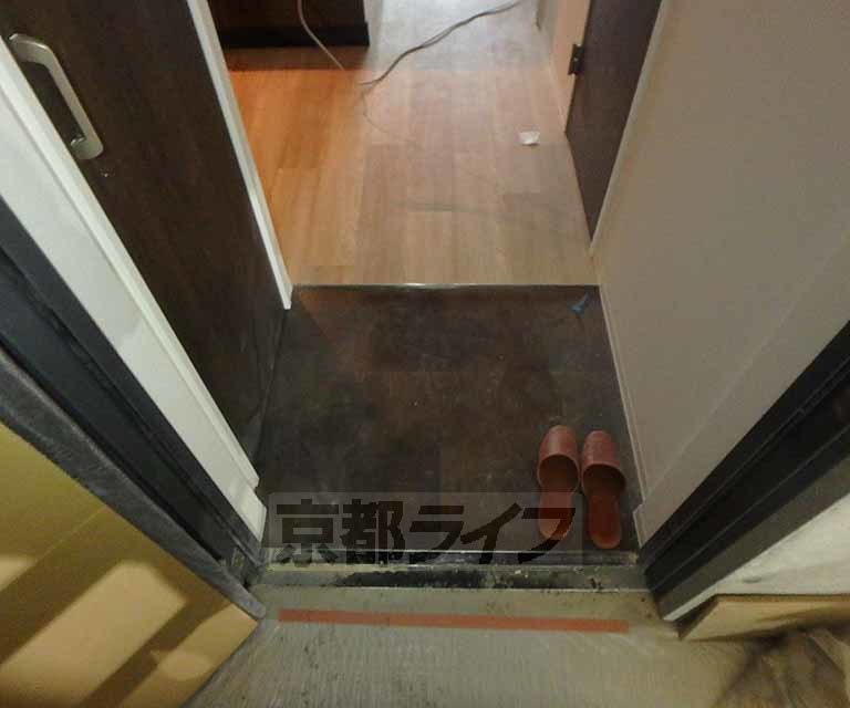 玄関　玄関です。
