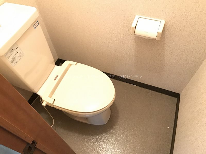 トイレ　写真は類似