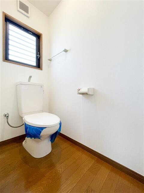 トイレ　同物件別部屋