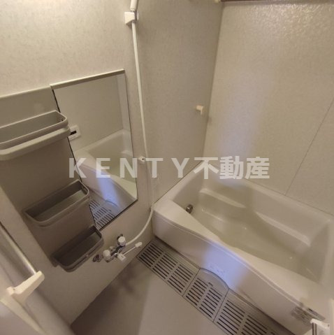 バス・シャワールーム　お風呂です