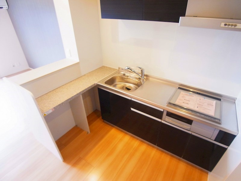 キッチン　同一物件参考写真