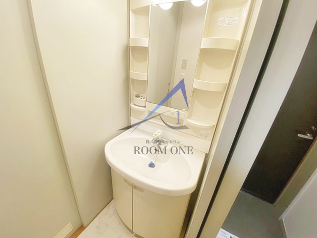 洗面設備　洗面台です。