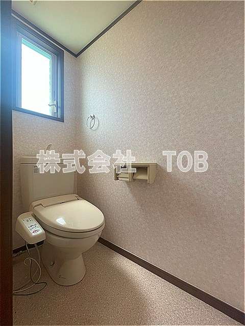 トイレ　※クリーニング完了前※