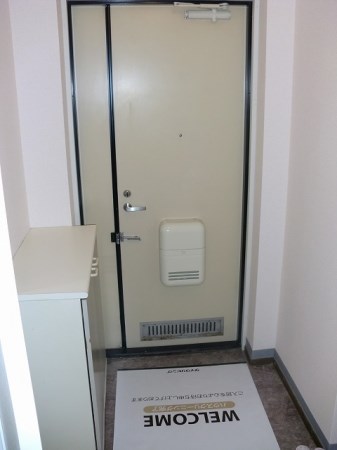 玄関　同等タイプのイメージ画像です。