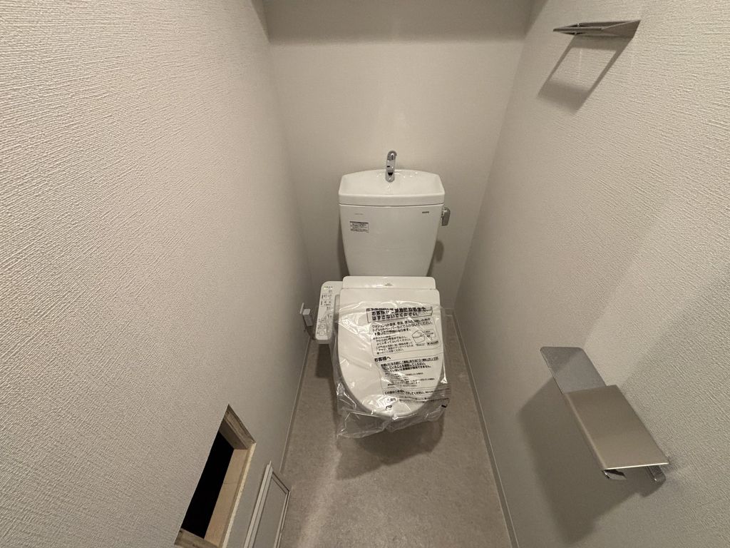 トイレ　トイレ