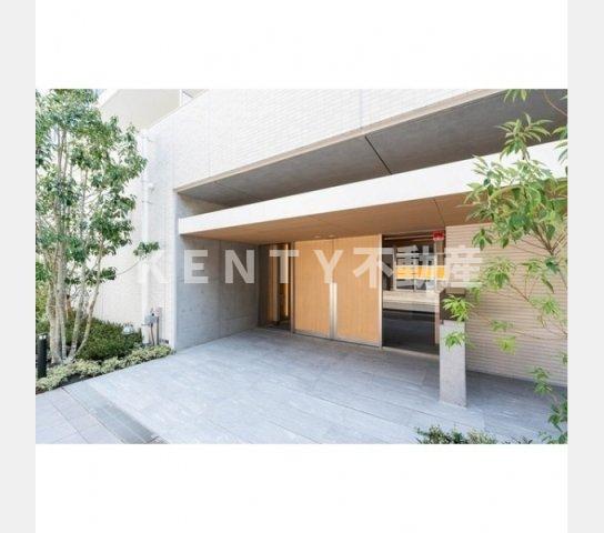 エントランス　建物の内部です