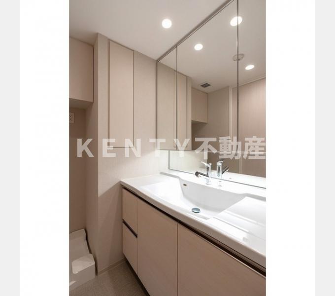 洗面設備　忙しい朝には欠かせない洗面所です