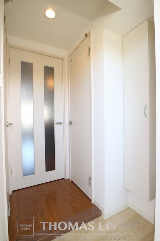 玄関　参考写真です。現状優先