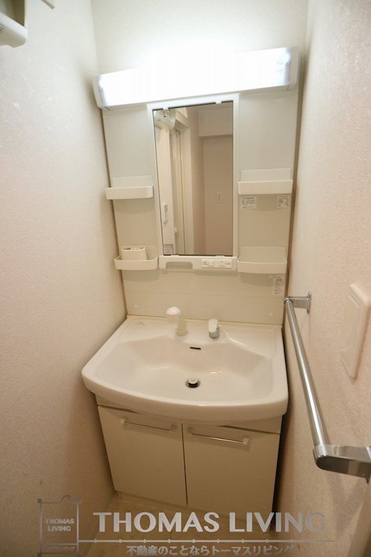 洗面設備　参考写真です。現状優先