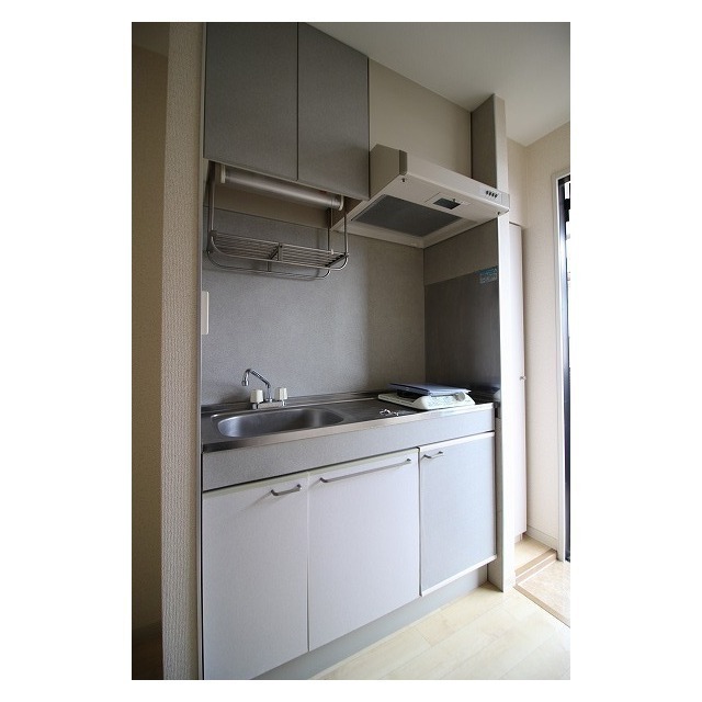 キッチン　※写真は２０２号室です