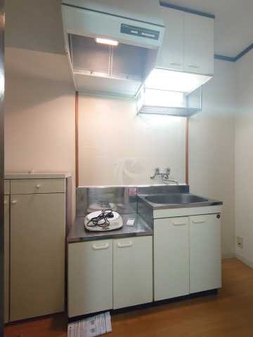 キッチン　エーデルヴァイス