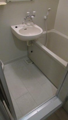 バス・シャワールーム　バス