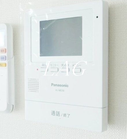 セキュリティ　モニター付きインターホンです。