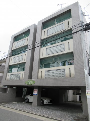 建物外観　外観は落ち着いています