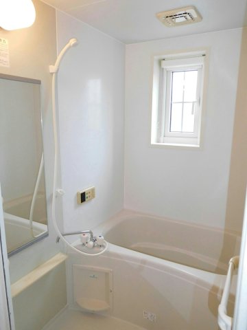 バス・シャワールーム　お風呂です