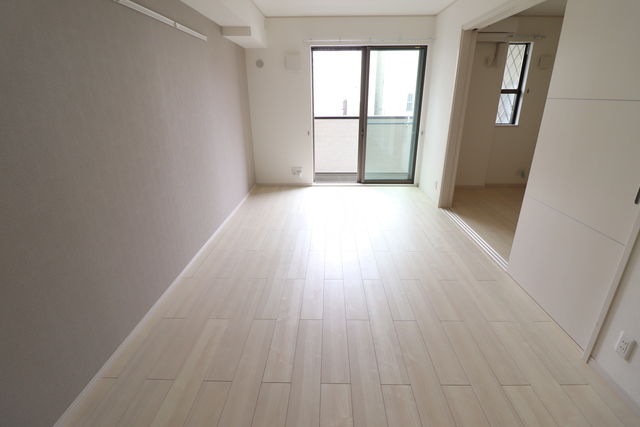 その他部屋・スペース　１２．７帖　リビング