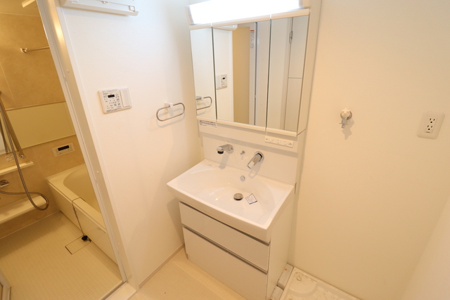 洗面設備　シャンプードレッサー