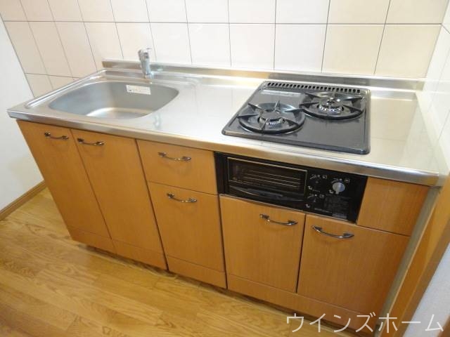 キッチン　２口ガスコンロ付き