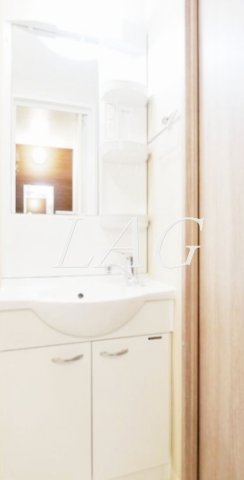 洗面設備　独立洗面台です。