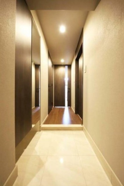 玄関　別部屋同仕様タイプ