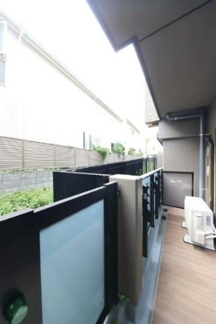 バルコニー　別部屋同仕様タイプ