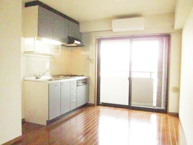 居室・リビング　★お部屋探しはタウンハウジング稲田堤店まで★