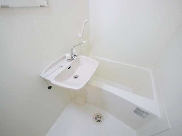 バス・シャワールーム　★浴室乾燥機付きバスルーム★