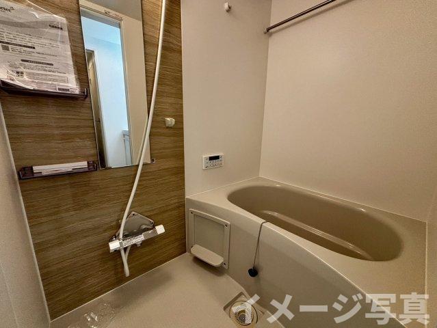 バス・シャワールーム　※同タイプ写真