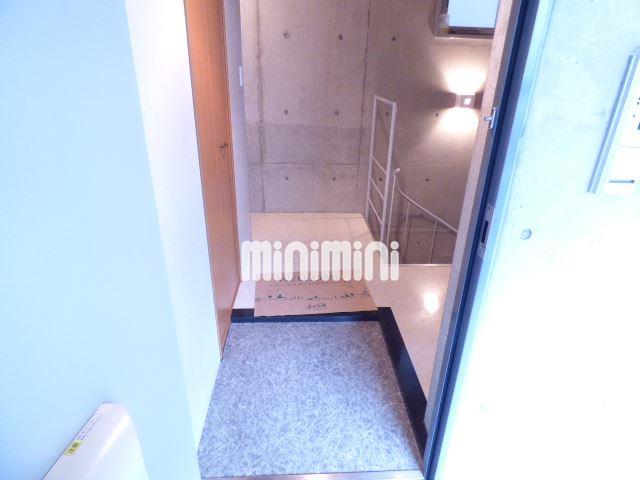 玄関　広々した玄関です。