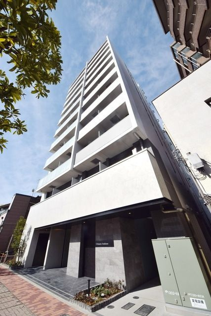 建物外観　外観は落ち着いています