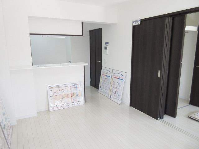 居室・リビング　103号室モデルルーム