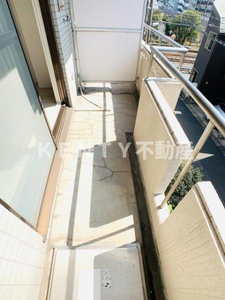 バルコニー　落ち着いた時間を過ごせるバルコニーです