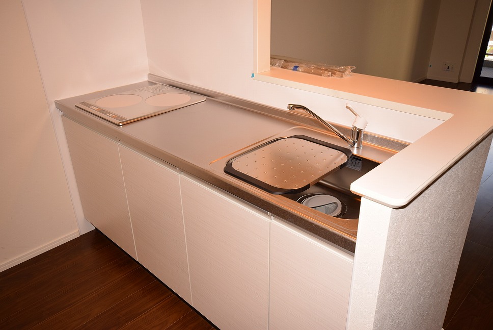 キッチン　2口のＩＨキッチンです