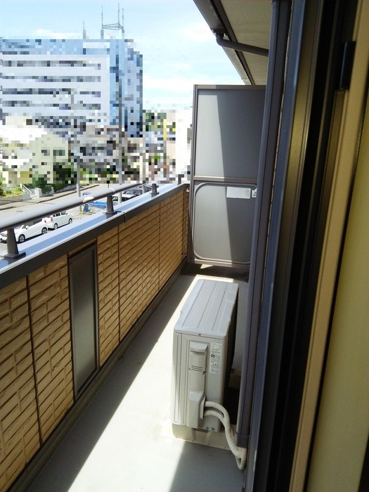 バルコニー　同物件別室写真