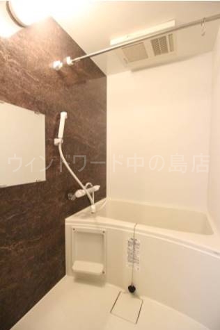 バス・シャワールーム　詳細は、ウィンドワード中の島店までご相談下さい。