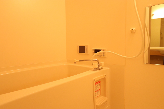 バス・シャワールーム　ゆったり過ごせるお風呂です