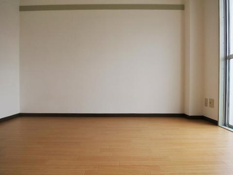 居室・リビング　室内