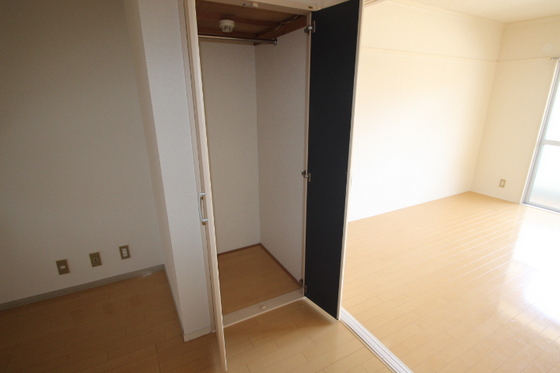 収納　※掲載写真は同マンション別部屋参考写真となります。掲載情報と